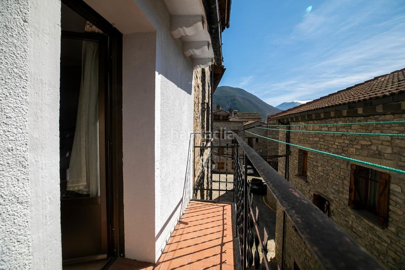 Foto a515c455-32eb-42a5-a872-49c1254f910a. Casa a agustina aragon 16 a Biescas