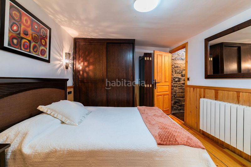 Foto ddf2034b-8a3d-4c0a-ba07-4f5eaedd120a. Casa a agustina aragon 16 a Biescas