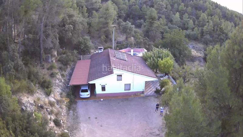 Foto a3b9a433-4db2-4789-bf55-b85b27f754ad. Casa amb aparcament piscina a Foz - Calanda