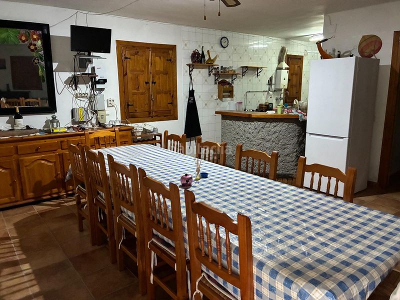 Foto cdbfb04e-50e3-4663-bf08-33ebd940d6a6. Casa amb aparcament piscina a Foz - Calanda