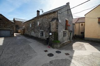 Masia a Calle unica 27. Casa en esposa con patio, garaje y gran terraza, ideal turismo r