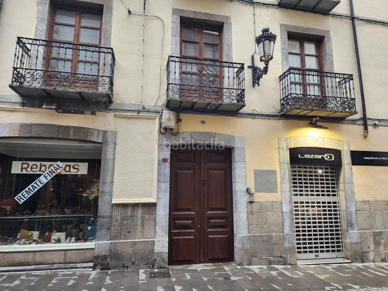 Foto 72dc10a4-a0d1-4f7d-b386-20e03c8cec87. Ático vivir en el corazón piso céntrico con encanto y todo a un paso en Jaca