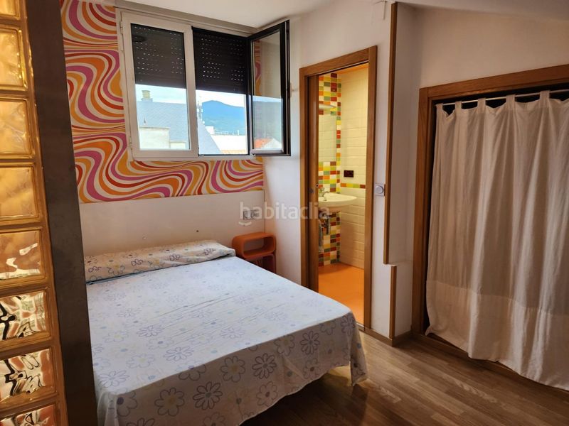 Foto bb5e62fc-ea73-430b-b5d9-af1953f1e981. Ático vivir en el corazón piso céntrico con encanto y todo a un paso en Jaca