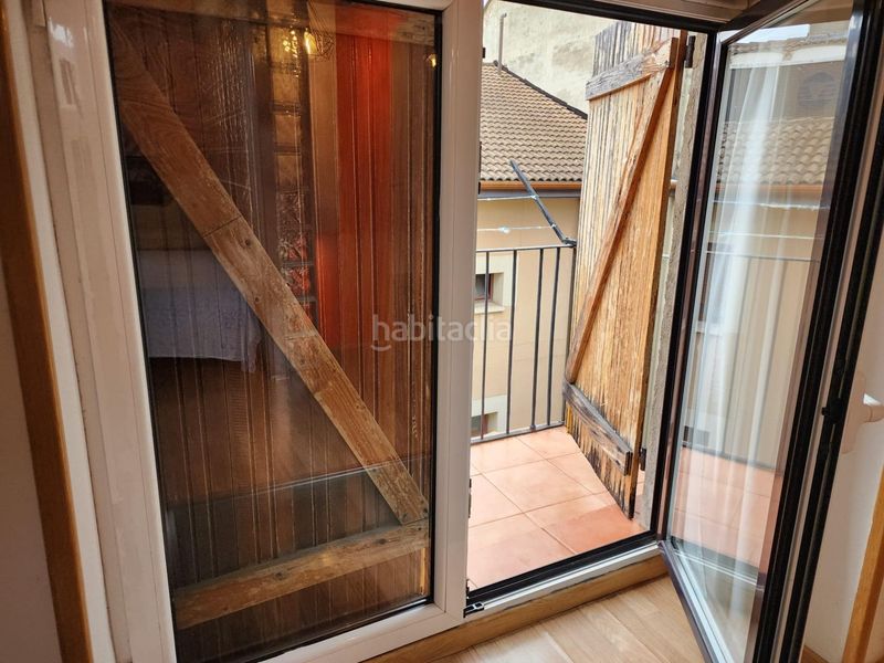 Foto c4cd69b8-9941-4518-b8b9-b55f7457cbf1. Ático vivir en el corazón piso céntrico con encanto y todo a un paso en Jaca