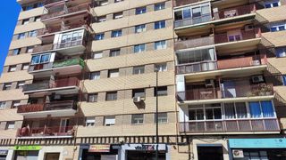 Flat  Zafiro. Piso de 3 dormitorios muy luminoso con terraza y garaje grande o