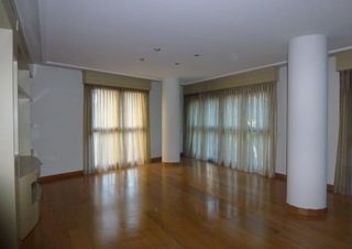 Lloguer Pis  Calle simon, agustina. Exclusividad y elegancia en pleno centro de zaragoza