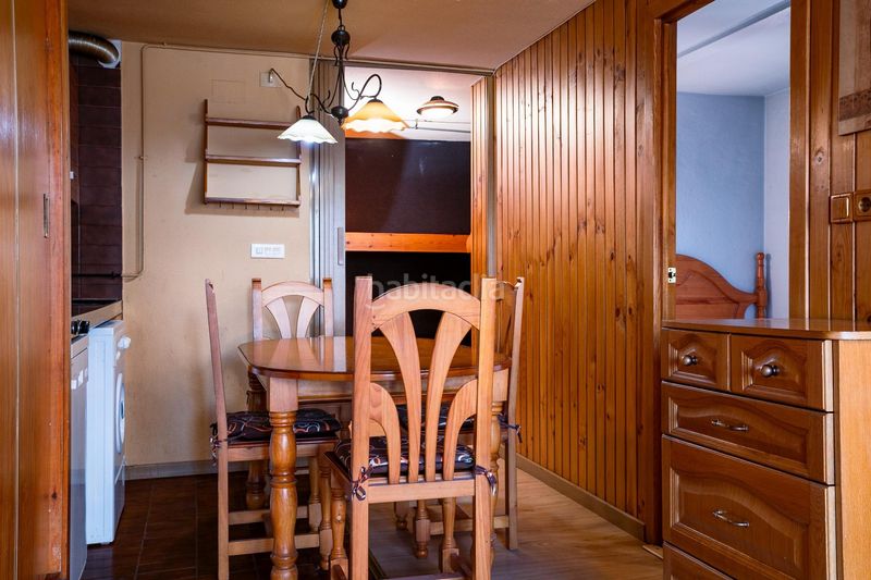 Foto c11e68a8-bd99-4e5b-9b6d-f6a2bc75ee75. Pis amb calefacció aparcament a Benasque