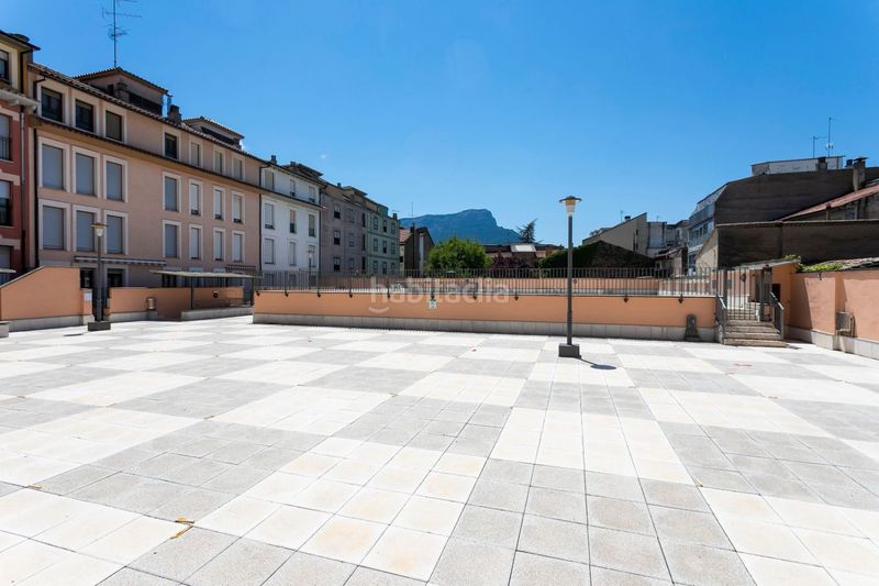 Foto a29a45d9-6868-473a-8e43-e49cea7f04f4. Pis amb calefacció aparcament piscina a Casco Antiguo - Ciudadela Jaca