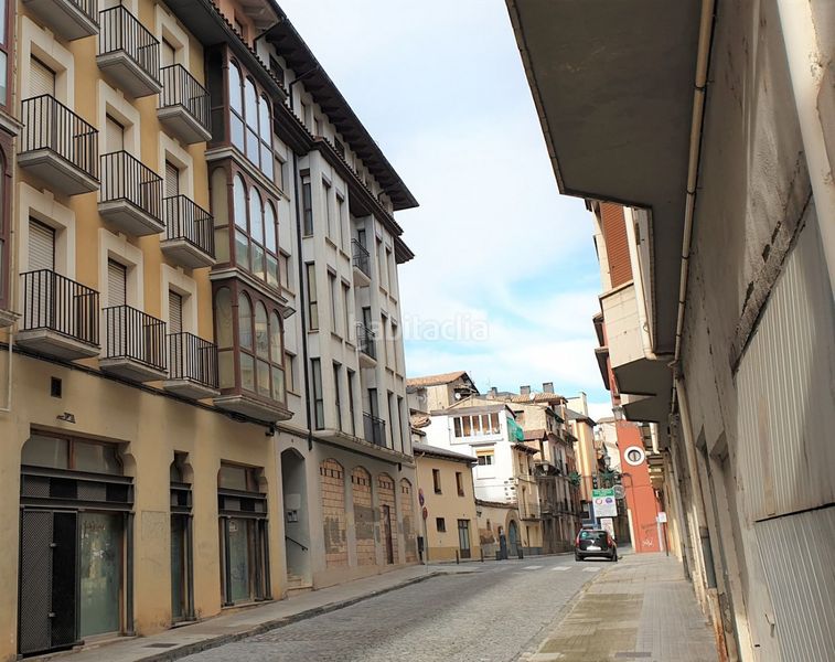 Foto bcd2ad82-eda3-4b0c-b753-a182c8f28891. Pis amb calefacció aparcament piscina a Casco Antiguo - Ciudadela Jaca