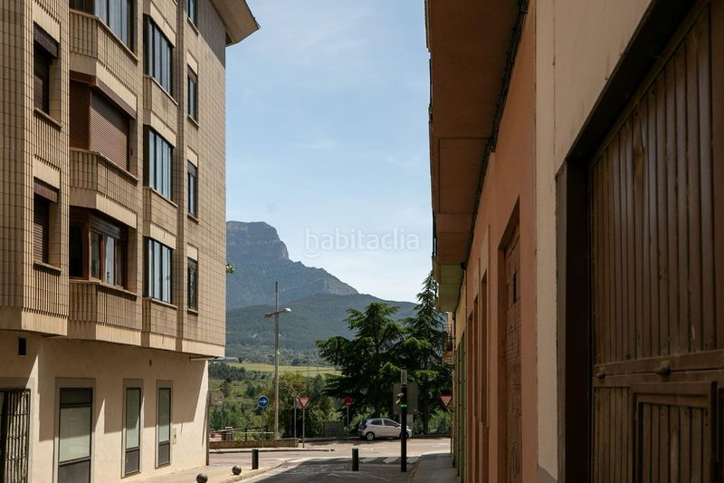 Foto c7cdd753-438d-42a5-a456-cf8a684277b6. Pis amb calefacció aparcament piscina a Casco Antiguo - Ciudadela Jaca