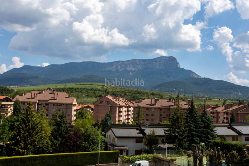 Foto e8c736aa-c937-45fe-a039-50825f211718. Pis amb calefacció aparcament piscina a Casco Antiguo - Ciudadela Jaca