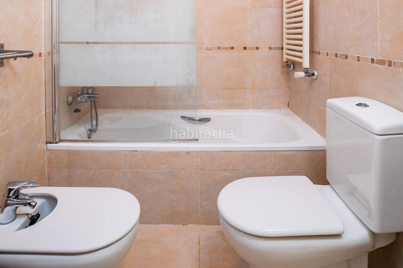 Foto a308d477-af0f-400c-9ac3-ee6e90a8b961. Pis amb calefacció aparcament piscina a Las Margas Golf - Latas Sabiñánigo