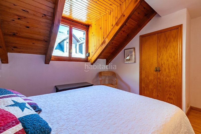 Foto aed0ce7a-f153-4a14-b962-e56a01b48688. Dúplex amb calefacció aparcament piscina a Benasque