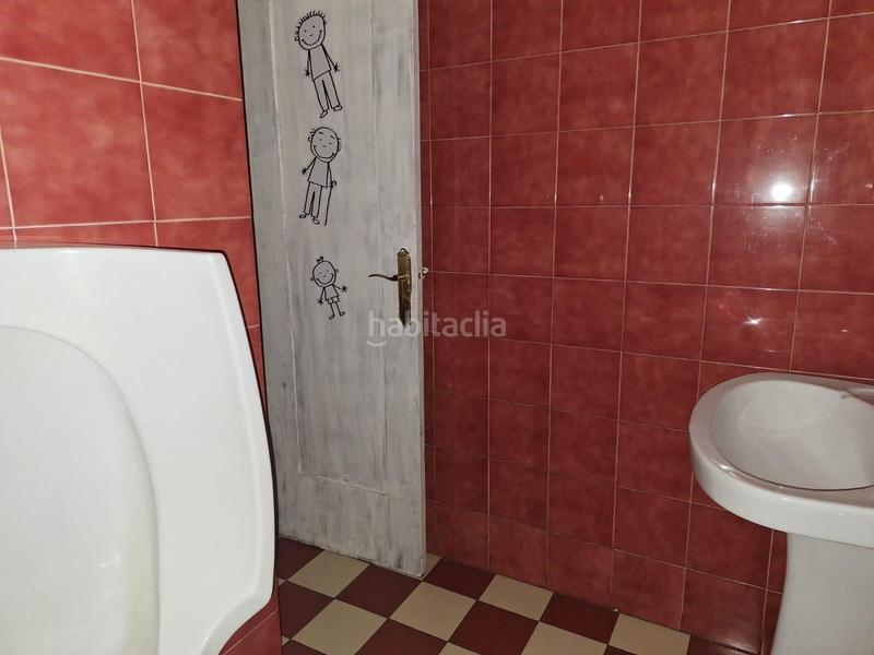 Foto a173be18-8765-4954-85a3-0aefe1537cbe. Alquiler local comercial en pasaje pasaje del carmen 5 local comercial adaptado para bar en Jaca