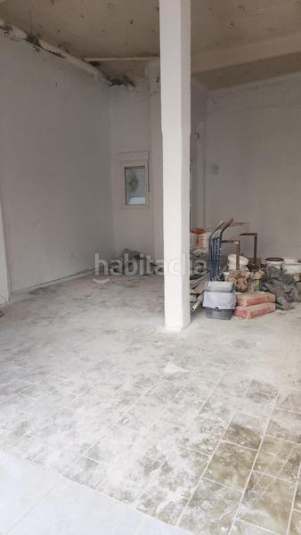 Foto f631ac39-9657-4e70-ad09-726edea0ca2a. Affitto locale commerciale in calle aranda (conde de) 31 in Zaragoza