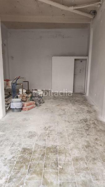 Foto 5c4da726-d9b1-43b9-b74e-4069832d0a6b. Lloguer local comercial a calle aranda (conde de) 31 a Zaragoza