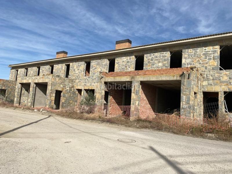 Foto f75affc1-1530-4366-8a82-f54364b5d83b. Edifici a Almudévar