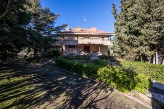 Xalet a Calle uncastillo 2. Se vende chalet de lujo en sadaba