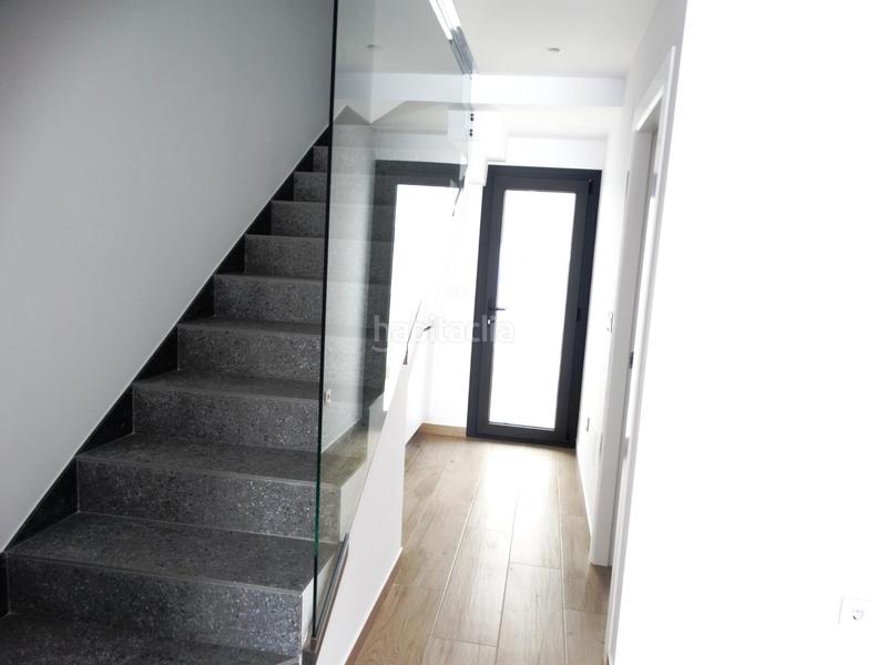 Foto 1505ee36-4432-4a69-b417-270d9e3e9b5b. Casa aparellada amb aparcament piscina a Santiago de La Ribera San Javier