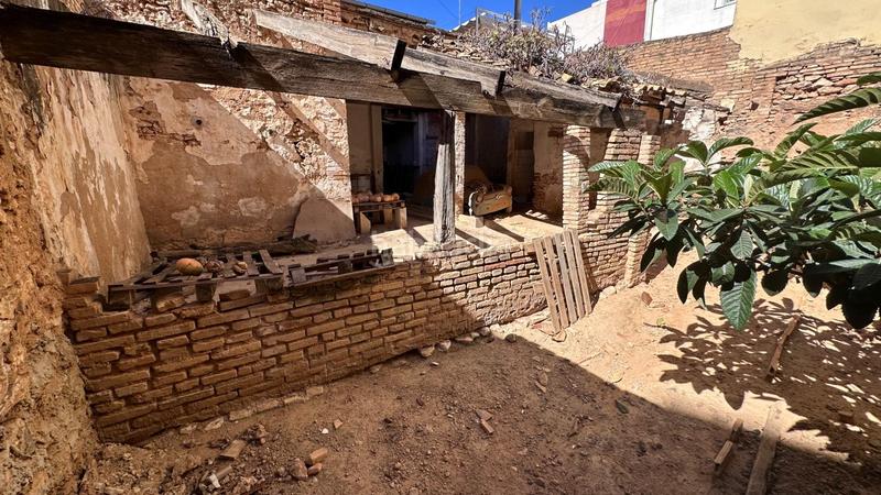 Foto 370000a2-f4ce-4452-b71c-ccdefd62dea6. Casa  de pueblo con terreno 224 metros parcela en Paiporta
