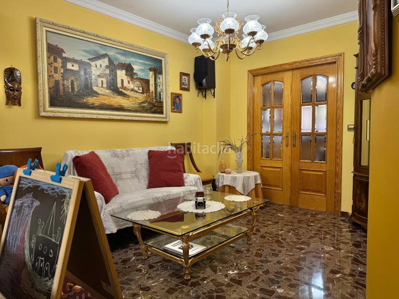 Foto 09de6e4f-0f8a-45fb-937c-34db54fd2ddb. Casa con riscaldamento parcheggio in Silla