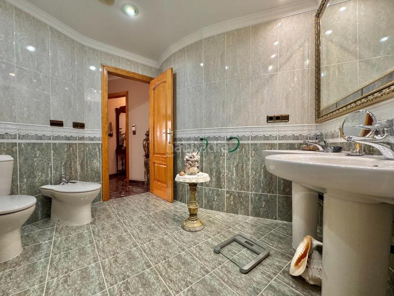 Foto 9cc863e0-93d5-4d6d-921f-f5804a4b86f0. Casa con riscaldamento parcheggio in Silla