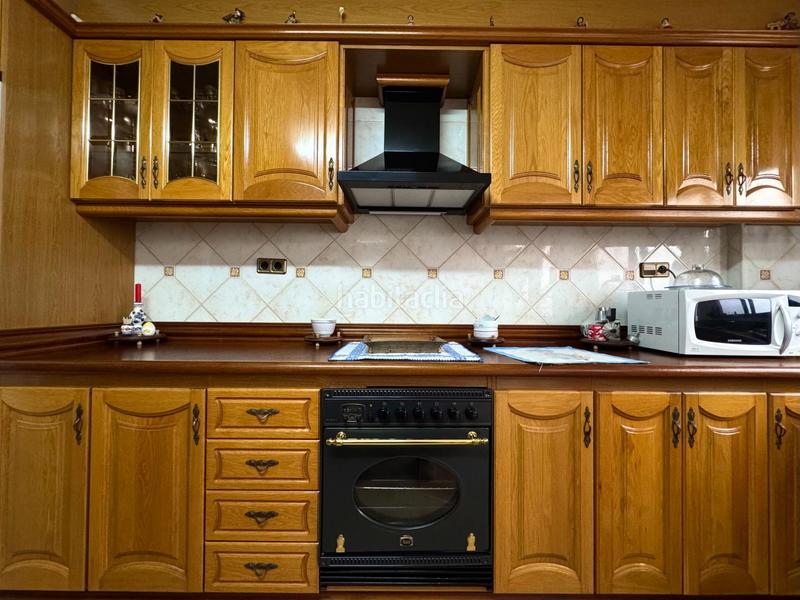 Foto b2a924f8-4647-4671-87b5-22dbeb4339df. Casa con riscaldamento parcheggio in Silla