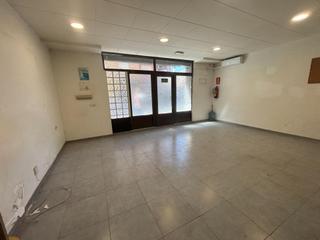 Local commercial  Camino cami reial. Se vende magnifico local en cami real de torrent  pacheco y torr