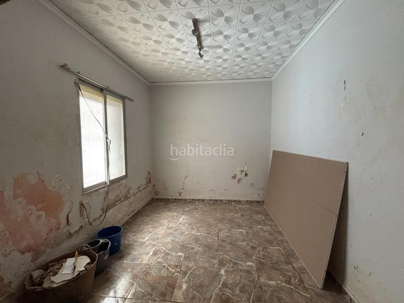 Foto d55ba93f-5481-45d7-a60f-5e0755dd057b. Planta baixa amb aparcament a Plaza Xúquer Paiporta