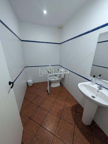 Foto 3950ffb2-fff1-425e-bc2e-7a0b94d5d50a. Pas-de-porte local commercial dans Plaza Xúquer Paiporta