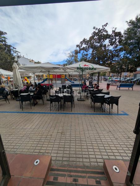 Foto cc7f405e-b302-40a0-8f83-46b4c0b40cfd. Traspaso local comercial excelente bar en Plaza Xúquer Paiporta