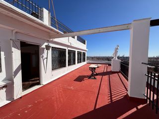 Affitto Attico in Albors. Espectacular ático con vistas a toda valencia