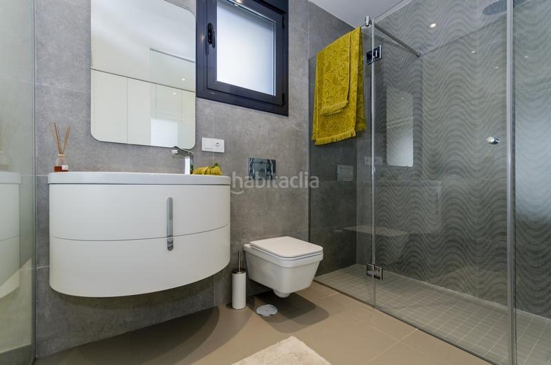 Foto 181290cd-3aad-4f51-8d9d-081364da2fa1. Xalet amb aparcament piscina a Campoamor Orihuela