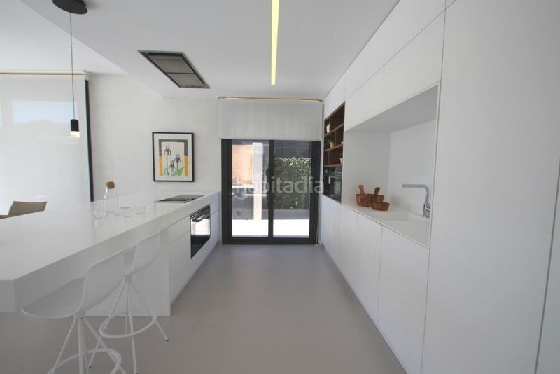 Foto 5a272346-af0a-495f-8ef9-a1a53ab31da5. Xalet amb aparcament piscina a Aguamarina Orihuela