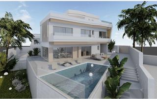 Xalet en Aguamarina. Villas de lujo de obra nueva en campoamor