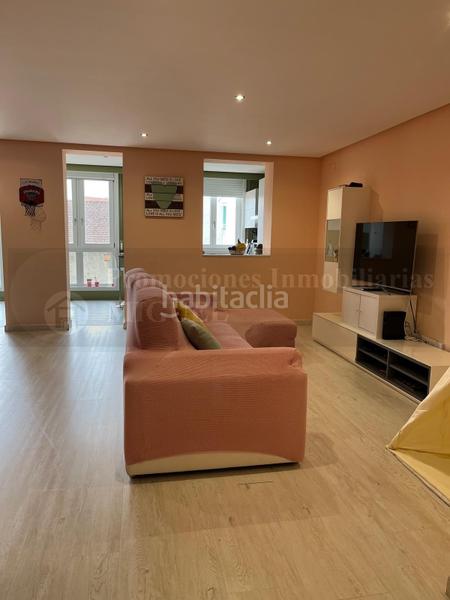 Foto 3d100976-1b58-42c3-ba7b-136a4682b377. Casa pareada exclusiva casa en el centro en Verín