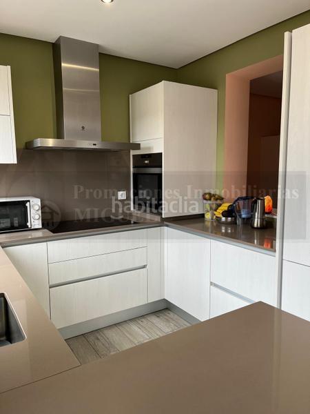 Foto 7af58d38-d3b8-424a-b568-d6ac6c62890a. Casa pareada exclusiva casa en el centro en Verín