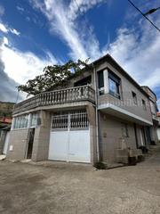 Casa  Lugar feces de cima. Bonita casa para entrar a vivir