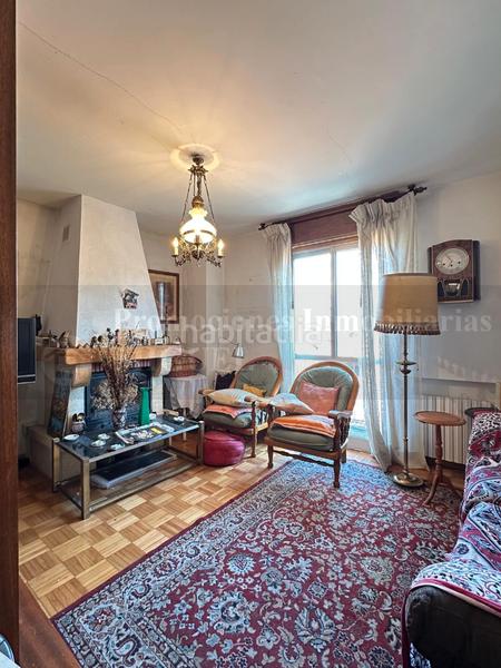 Foto d102ffd7-7ea9-44b2-a15f-7328b8f47305. Appartement avec cheminée chauffage parking dans Verín