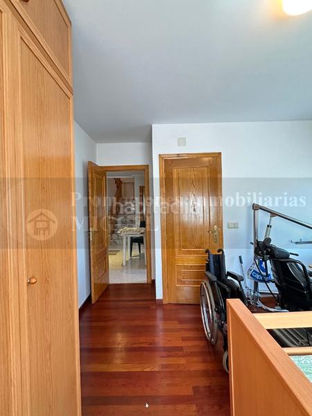 Foto 0ae4e141-33a6-4ba6-a7de-fc937da0c330. Chalet cómoda casa al lado en Verín