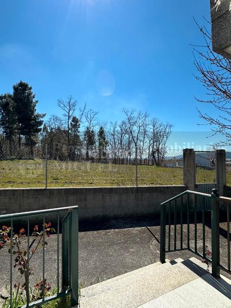 Foto 187dab8b-1cef-4598-8975-0c3f7141e0c5. Chalet cómoda casa al lado en Verín