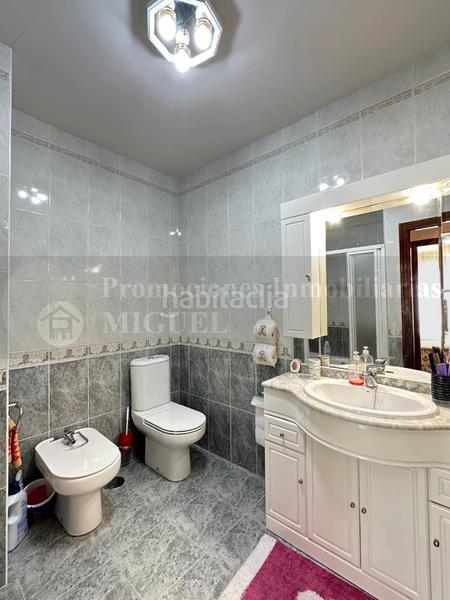 Foto 51396f3c-94d3-4438-ad25-b678afcf96bb. Piso completo y céntrico apartamento en Verín