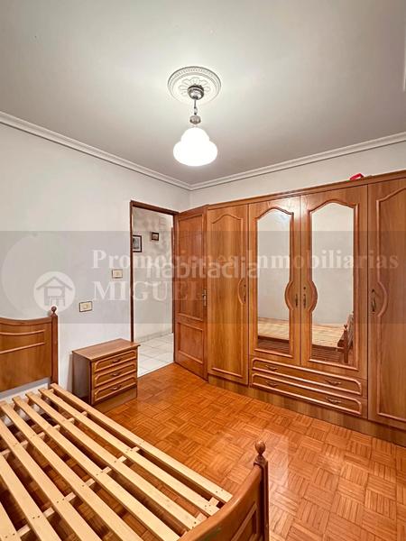 Foto 4fdc3de3-b4cf-49c7-bfe5-940c8f137083. Casa  con mucho servicio en ayuntamiento en Oímbra