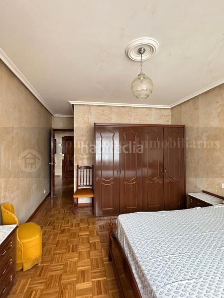 Foto 088f101c-5f4e-4a80-95e3-fdd1bbe3e492. Edifici a Verín