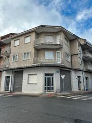 Edificio en Verín. Oportunidad ideal para inversión o vivienda familiar