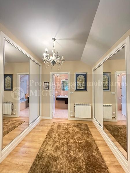 Foto 14032343-c4dd-4b78-9084-575289f5a66d. Chalet avec cheminée chauffage parking piscine dans Verín