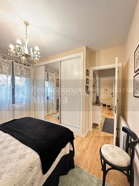 Foto 24f90413-089f-48c0-859f-9758b83d4bf4. Chalet avec cheminée chauffage parking piscine dans Verín