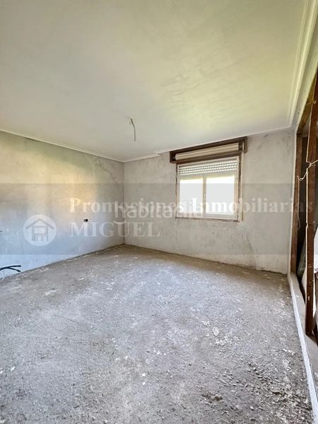 Foto 1bf698d9-497a-42df-957b-51ceddd5bfc1. Casa a Laza