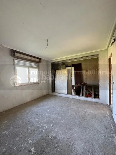 Foto e5dfd1c3-95ad-43ab-80f4-b559eb48a750. Casa a Laza