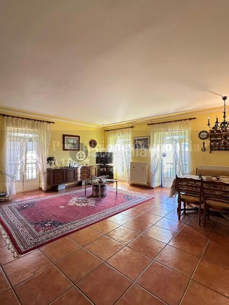 Foto ea98d0dd-9dd3-4769-a952-f361eeb05d94. Casa a Monterrei